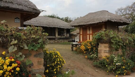 stone-paths-ancient-kingdoms-busan-to-gyeongju-b-Yw21mE58-thumb